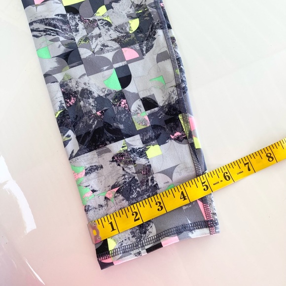 Athletic Works Leggings Gray with Graphic Design - size XL (14-16) Plus - NWT - Picture 7 of 13